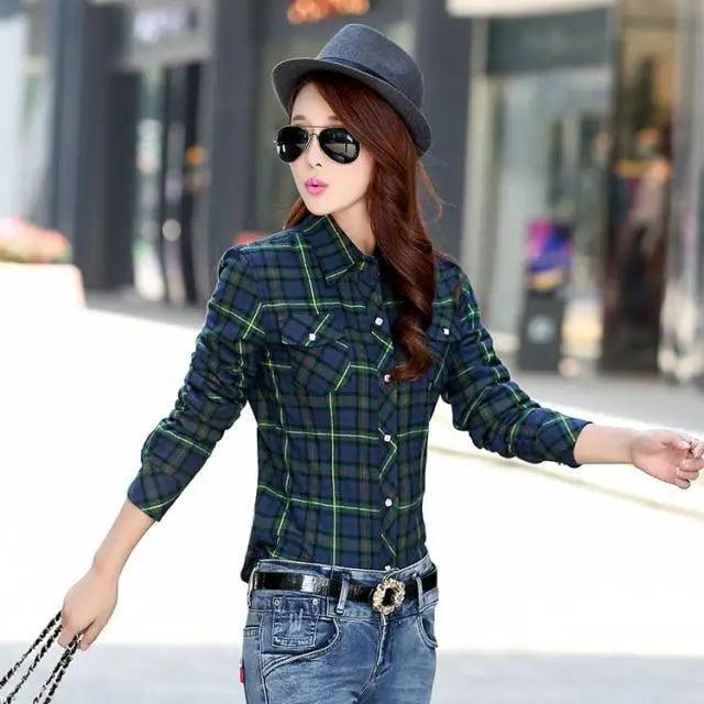 Women's Lined Plaid Shirt Jacket – Button-Front Shacket